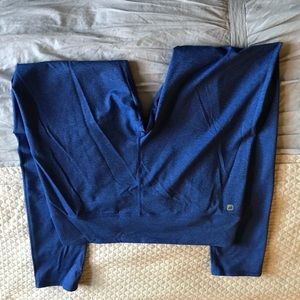 Fabletics yoga pants